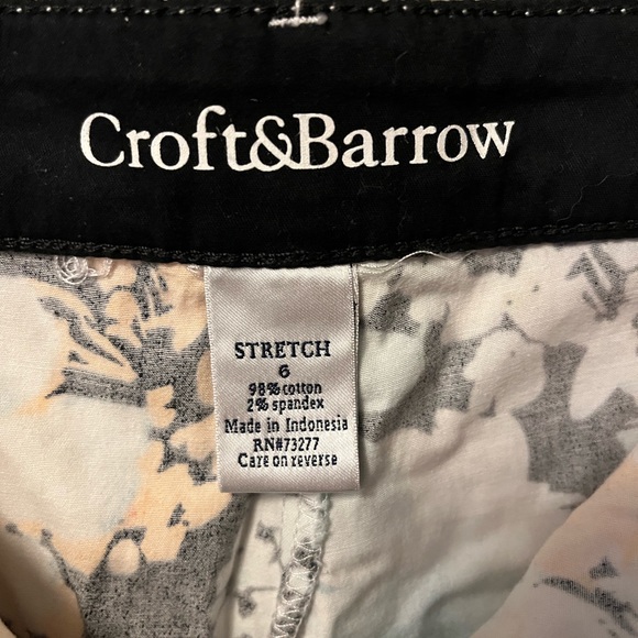 🌾HOST PICK🌾 CROFT & BARROW PEACH ORANGE & MULTICOLOR ACCENTS MINI SKORT - Picture 4 of 5